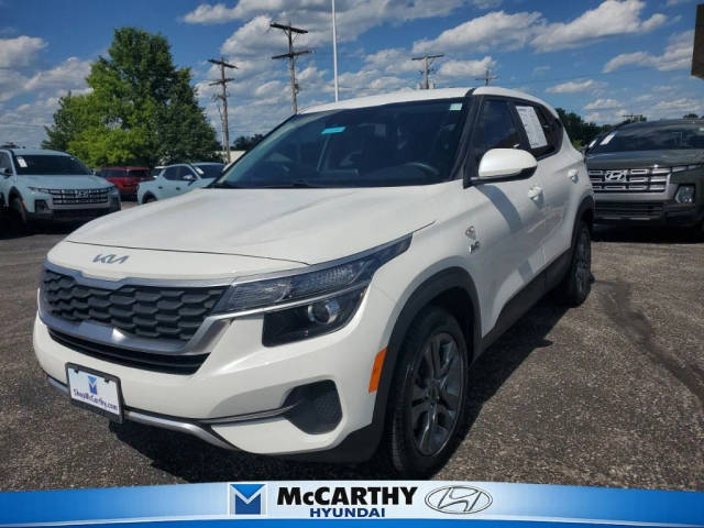 2023 Kia Seltos LX AWD photo