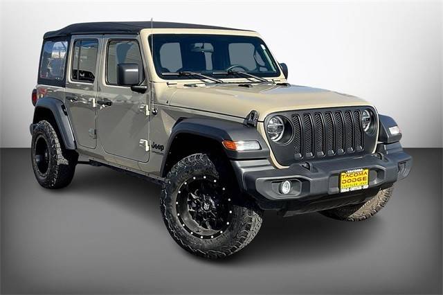 2022 Jeep Wrangler Unlimited Unlimited Sport 4WD photo