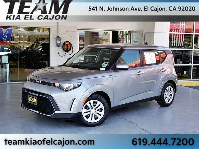 2023 Kia Soul LX FWD photo