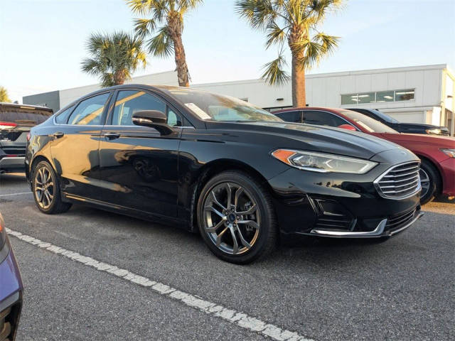 2020 Ford Fusion SEL FWD photo