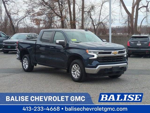 2022 Chevrolet Silverado 1500 LT 4WD photo