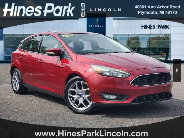 2015 Ford Focus SE FWD photo