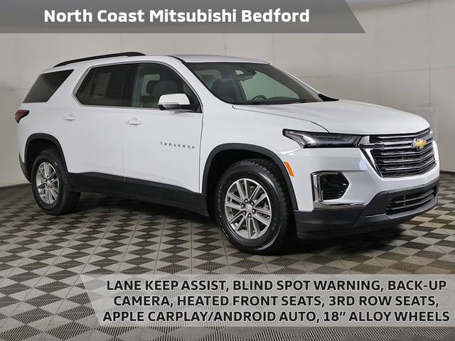 2022 Chevrolet Traverse LT Cloth AWD photo