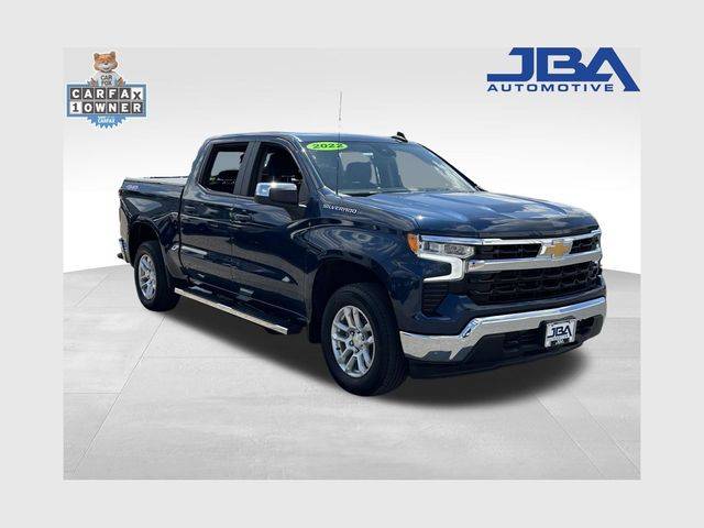 2022 Chevrolet Silverado 1500 LT 4WD photo
