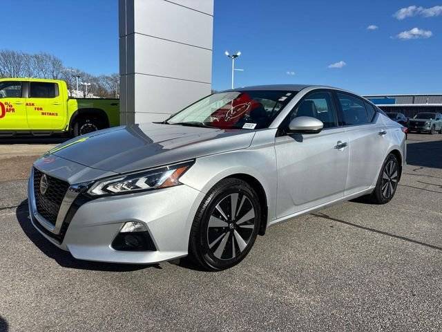 2022 Nissan Altima 2.5 SL FWD photo