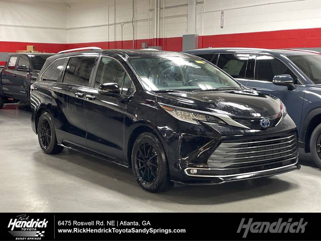 2022 Toyota Sienna Limited AWD photo