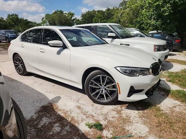 2022 BMW 3 Series 330i RWD photo