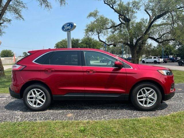 2022 Ford Edge SEL AWD photo