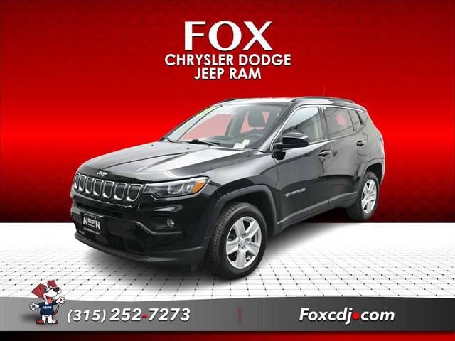 2022 Jeep Compass Latitude 4WD photo