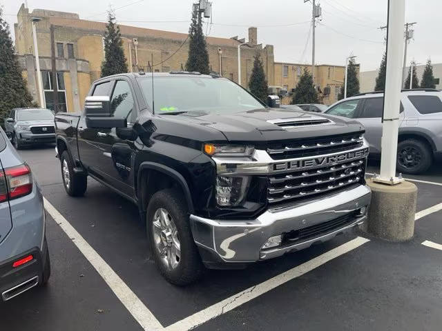 2022 Chevrolet Silverado 2500HD LTZ 4WD photo