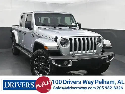 2022 Jeep Gladiator Overland 4WD photo