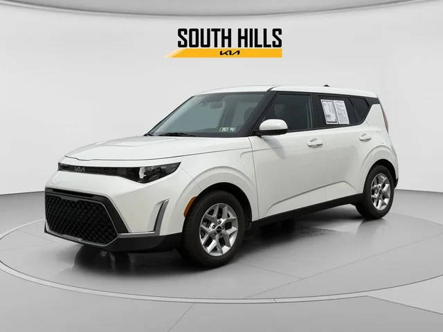 2023 Kia Soul LX FWD photo