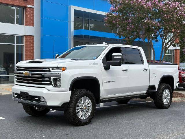 2023 Chevrolet Silverado 2500HD High Country 4WD photo