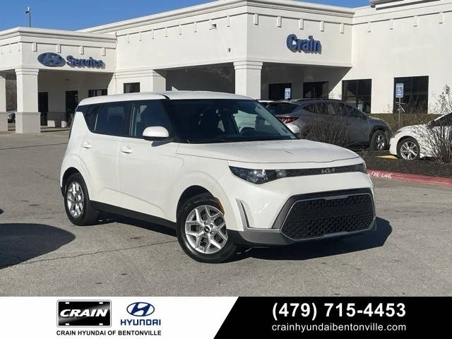 2023 Kia Soul LX FWD photo