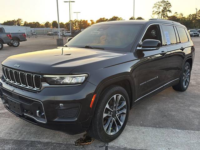 2023 Jeep Grand Cherokee L Overland 4WD photo