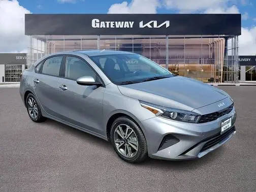 2023 Kia Forte LXS FWD photo