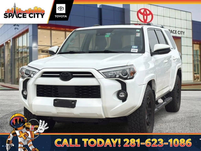2022 Toyota 4Runner SR5 RWD photo