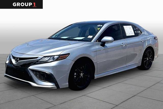 2022 Toyota Camry XSE V6 FWD photo