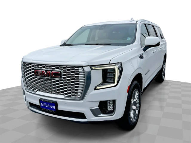 2022 GMC Yukon XL Denali 4WD photo