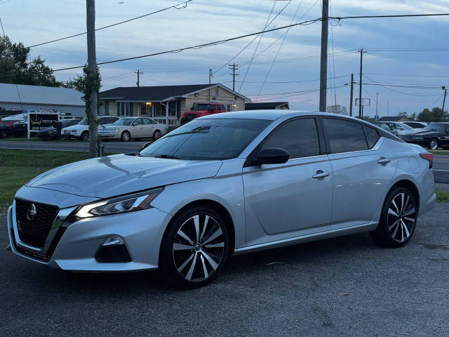 2021 Nissan Altima 2.5 SR AWD photo