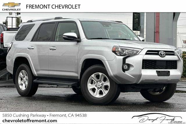 2022 Toyota 4Runner SR5 Premium 4WD photo