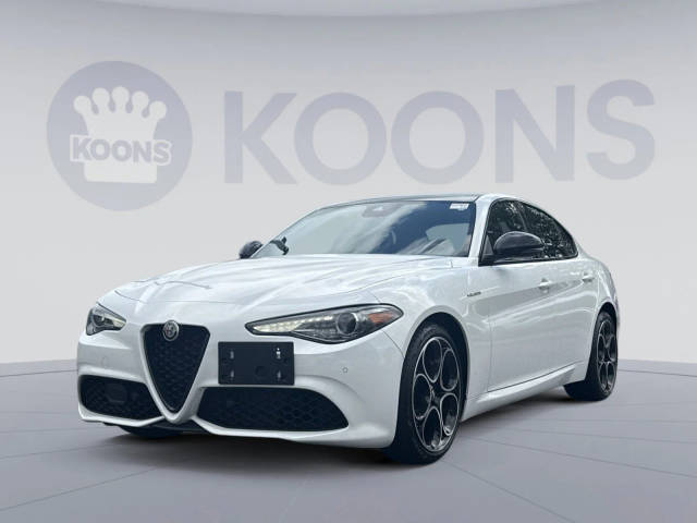 2023 Alfa Romeo Giulia Veloce AWD photo