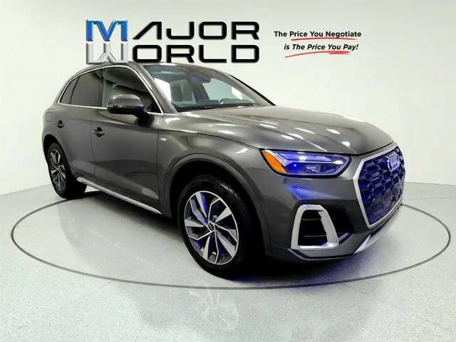 2022 Audi Q5 S line Premium AWD photo