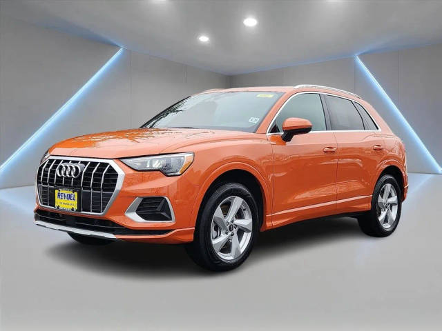 2022 Audi Q3 Premium AWD photo