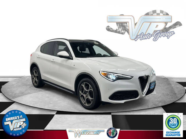 2023 Alfa Romeo Stelvio Ti AWD photo