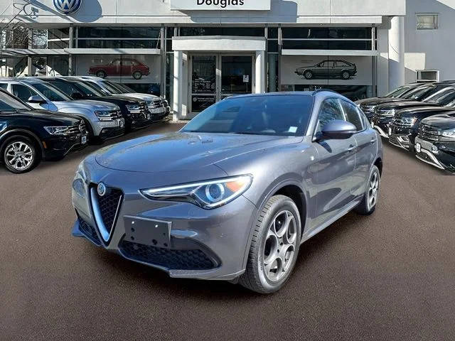 2023 Alfa Romeo Stelvio Ti AWD photo