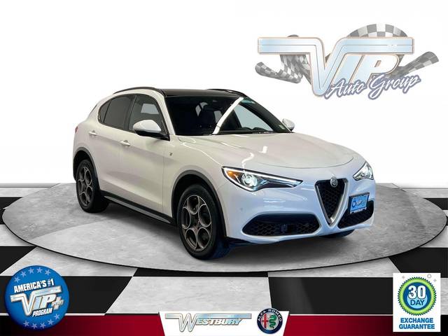2023 Alfa Romeo Stelvio Ti AWD photo