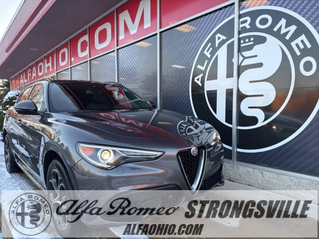 2023 Alfa Romeo Stelvio Ti AWD photo