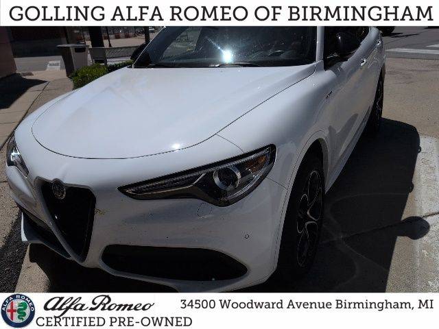 2023 Alfa Romeo Stelvio Veloce AWD photo