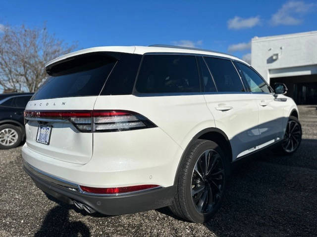 2023 Lincoln Aviator Reserve AWD photo