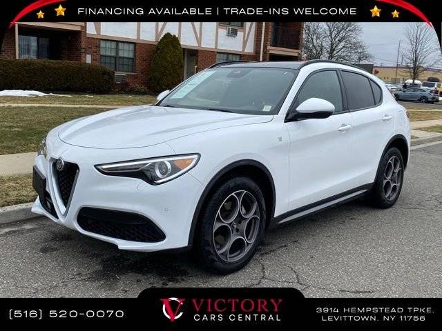 2023 Alfa Romeo Stelvio Ti AWD photo
