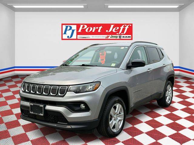 2022 Jeep Compass Latitude 4WD photo