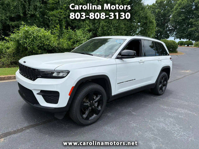 2023 Jeep Grand Cherokee Altitude 4WD photo