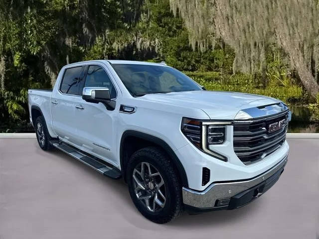 2022 GMC Sierra 1500 SLT 4WD photo