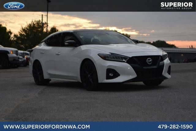 2022 Nissan Maxima SR FWD photo