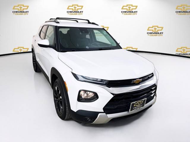 2022 Chevrolet TrailBlazer LT FWD photo