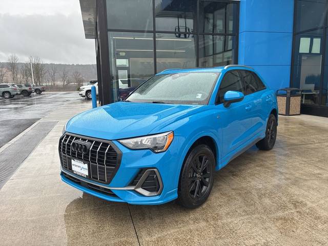 2022 Audi Q3 S line Premium AWD photo