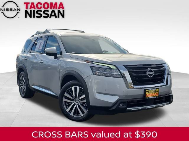 2022 Nissan Pathfinder Platinum 4WD photo