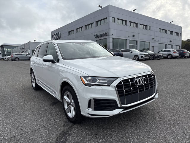 2022 Audi Q7 Premium AWD photo