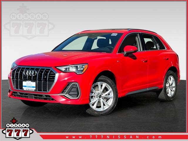 2022 Audi Q3 S line Premium AWD photo