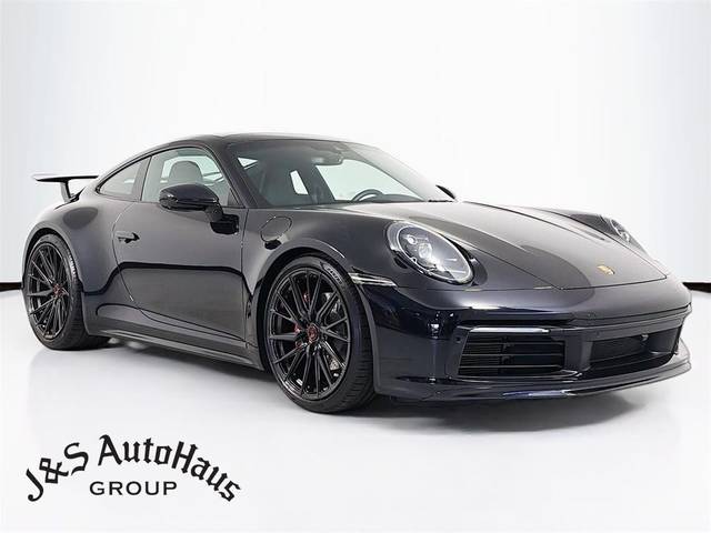 2022 Porsche 911 Carrera RWD photo