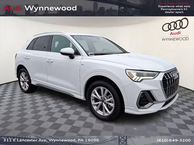 2022 Audi Q3 S line Premium Plus AWD photo