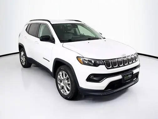 2022 Jeep Compass Latitude Lux 4WD photo