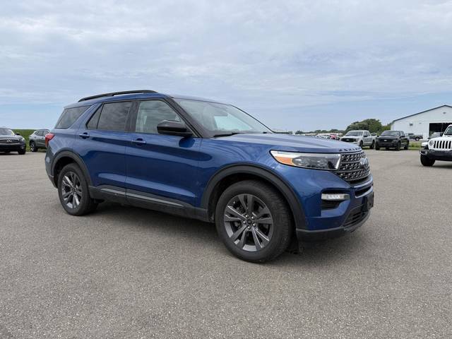 2022 Ford Explorer XLT 4WD photo