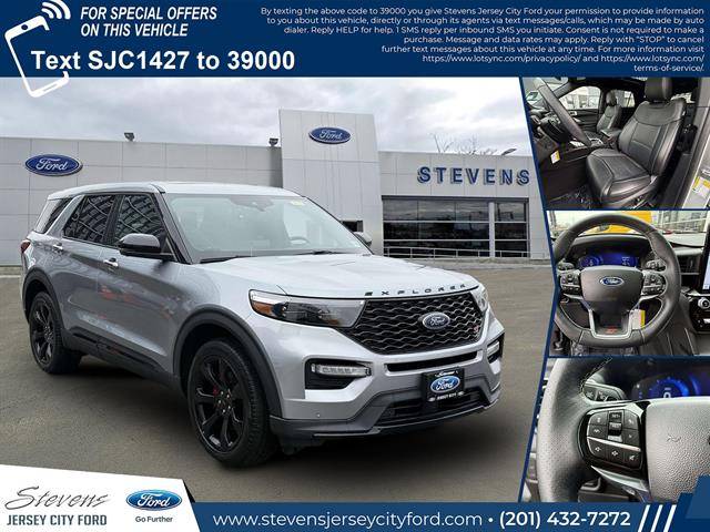 2022 Ford Explorer ST 4WD photo