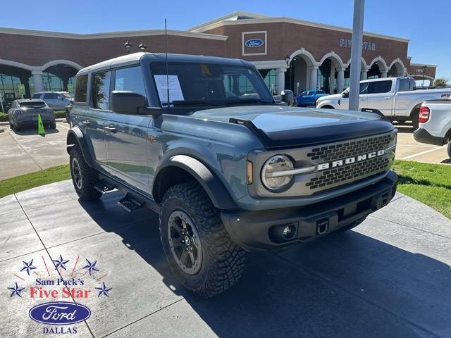 2022 Ford Bronco 4 Door Badlands 4WD photo